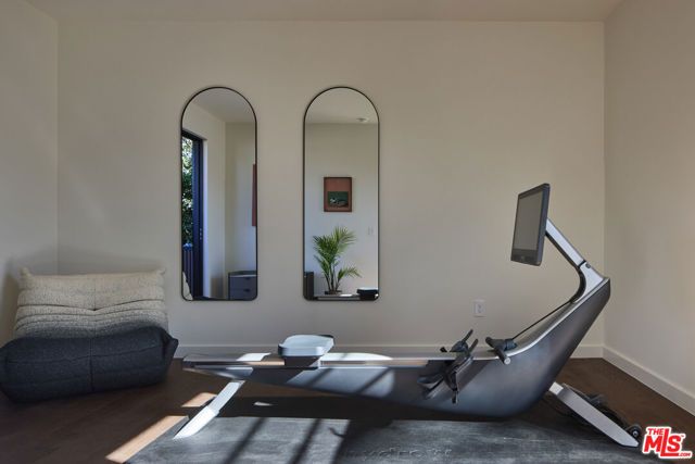 4263 Le Bourget Avenue, Culver City, CA 90232