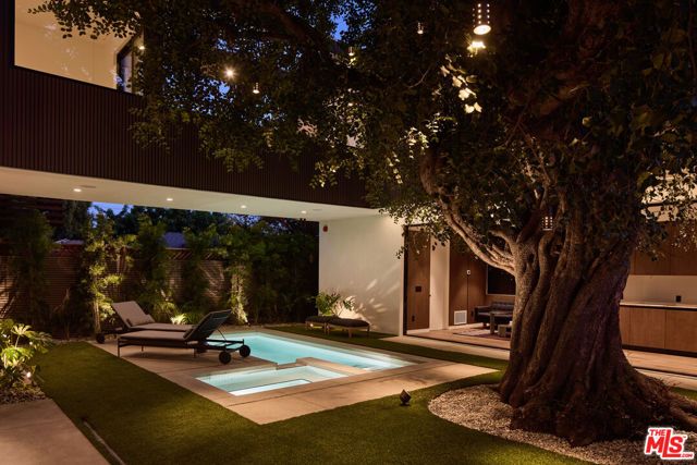 4263 Le Bourget Avenue, Culver City, CA 90232