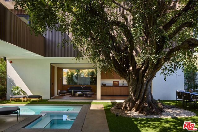 4263 Le Bourget Avenue, Culver City, CA 90232