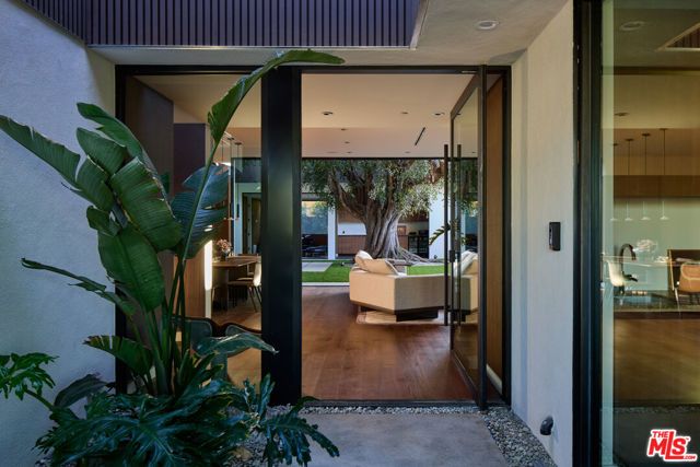 4263 Le Bourget Avenue, Culver City, CA 90232