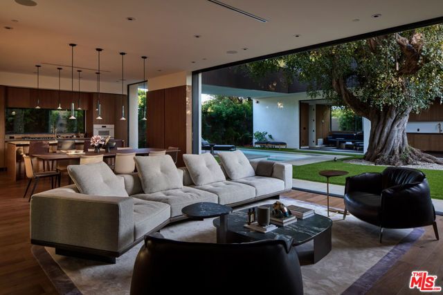 4263 Le Bourget Avenue, Culver City, CA 90232