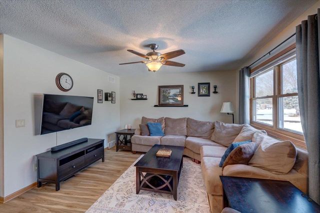 2718 Hilltop Drive, Sun Prairie, WI 53590