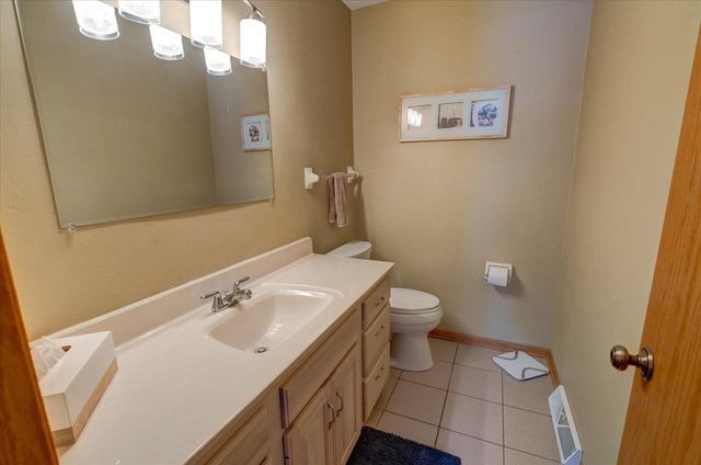 2718 Hilltop Drive, Sun Prairie, WI 53590