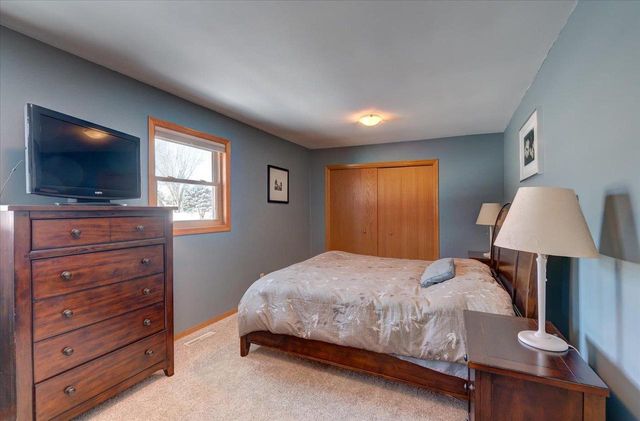 2718 Hilltop Drive, Sun Prairie, WI 53590