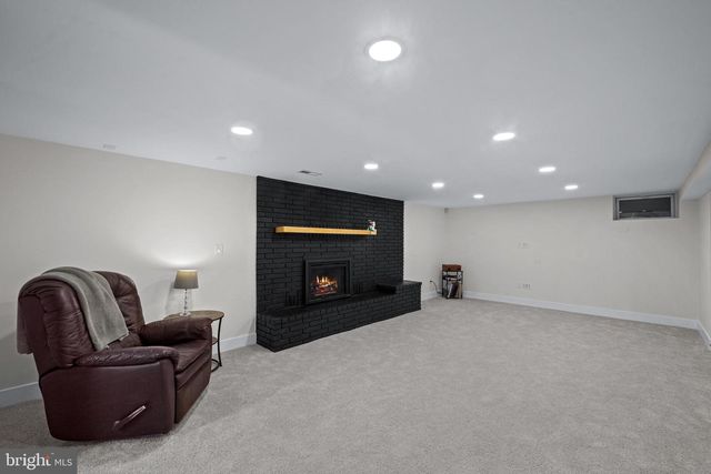 6226 2ND AVE, Hanover, MD 21076