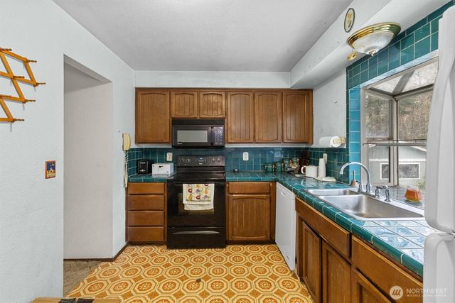 12828 314th Avenue NE, Duvall, WA 98019