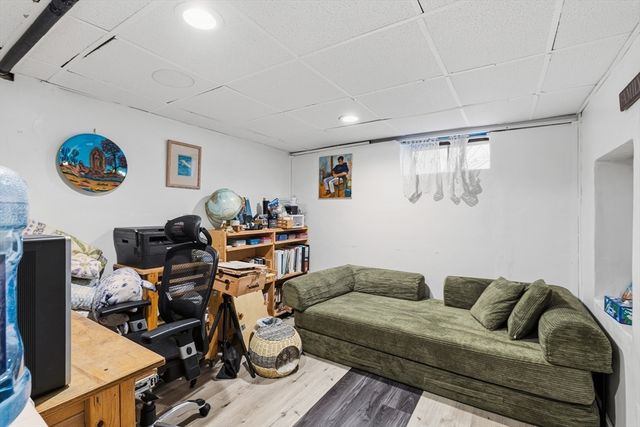 41 Roosevelt Ave, North Attleboro, MA 02760