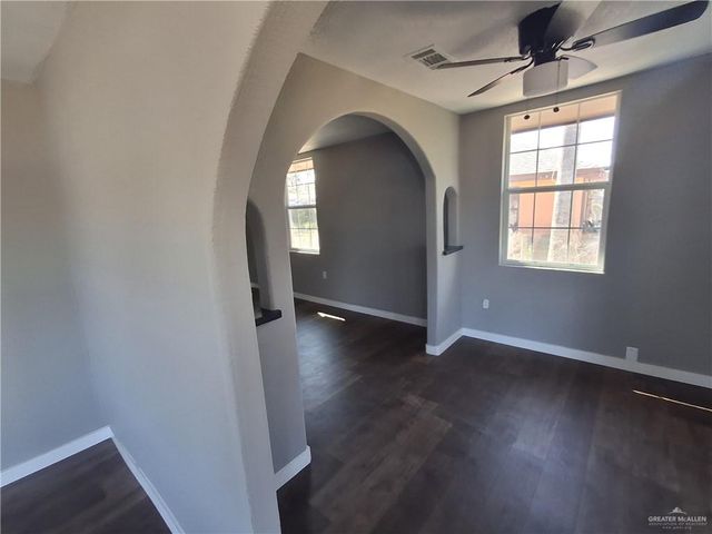 323 San Angelo Drive, Alamo, TX 78516