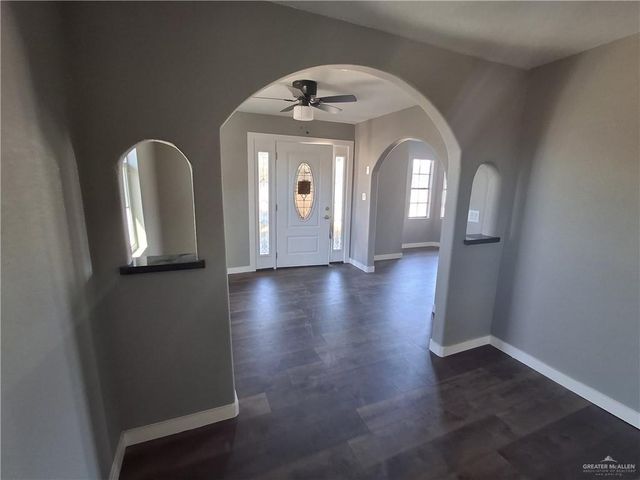 323 San Angelo Drive, Alamo, TX 78516