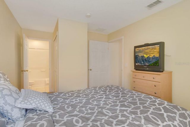 202 SARAGOSSA AVENUE, Davenport, FL 33897