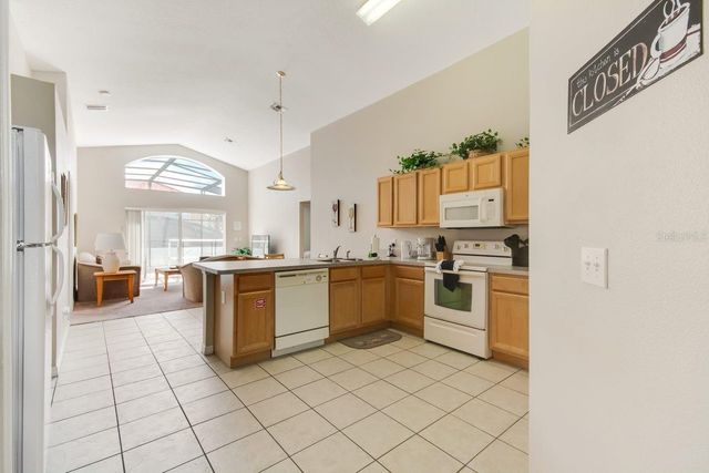 202 SARAGOSSA AVENUE, Davenport, FL 33897