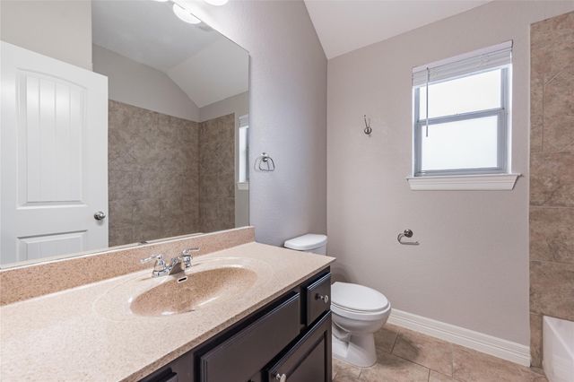 201 Seminole Canyon DR, Georgetown, TX 78628