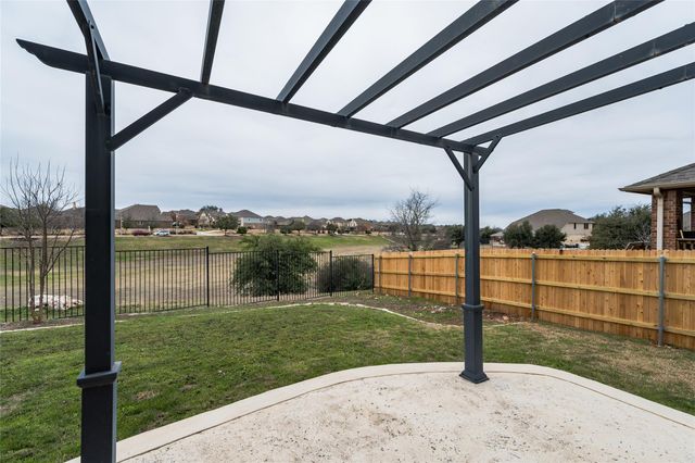 201 Seminole Canyon DR, Georgetown, TX 78628