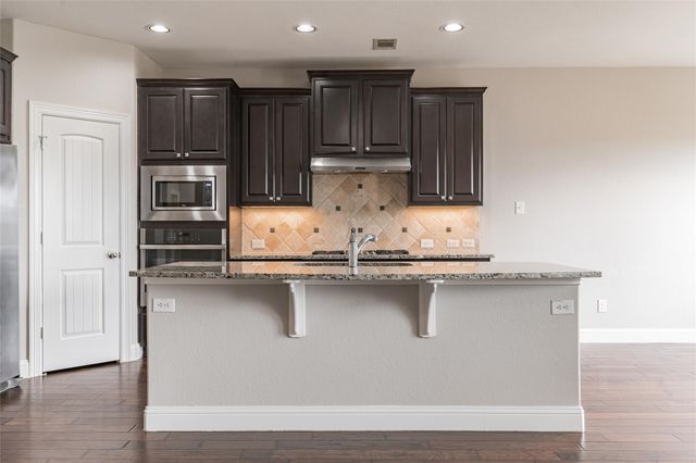 201 Seminole Canyon DR, Georgetown, TX 78628