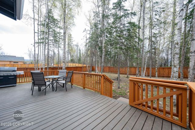 2400 Mona Avenue, Anchorage, AK 99516