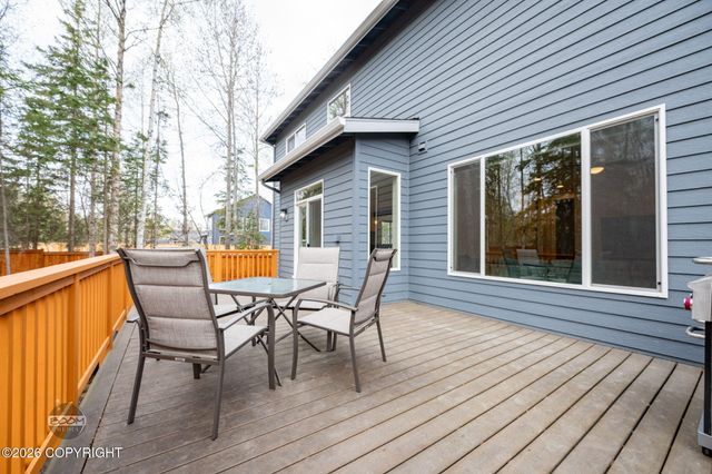 2400 Mona Avenue, Anchorage, AK 99516