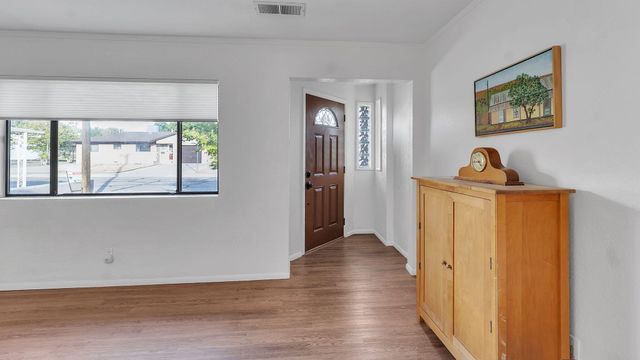 1501 Garcia Street NE, Albuquerque, NM 87112