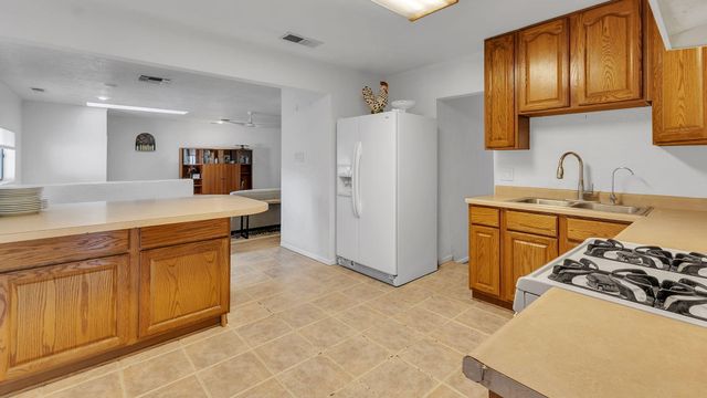 1501 Garcia Street NE, Albuquerque, NM 87112