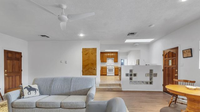 1501 Garcia Street NE, Albuquerque, NM 87112