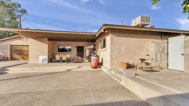 1501 Garcia Street NE, Albuquerque, NM 87112