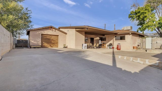 1501 Garcia Street NE, Albuquerque, NM 87112