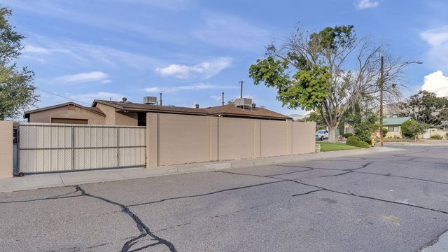 1501 Garcia Street NE, Albuquerque, NM 87112