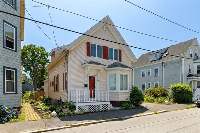 18 Willow Ave, Salem, MA 01970