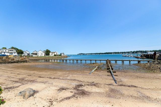 18 Willow Ave, Salem, MA 01970