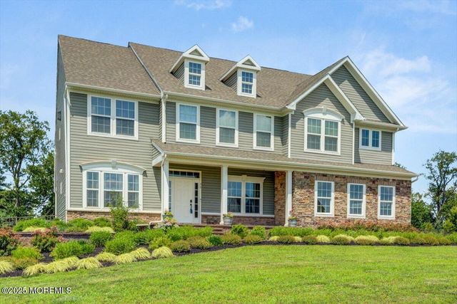 35 Gina Drive, Allentown, NJ 08501