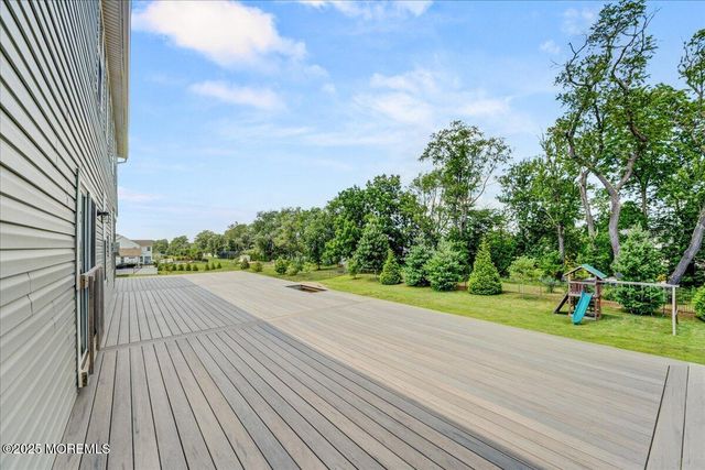 35 Gina Drive, Allentown, NJ 08501