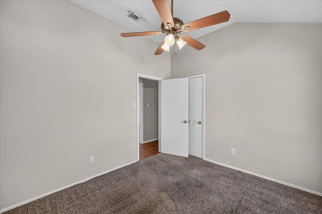 5204 Cornvalley Drive, Arlington, TX 76017