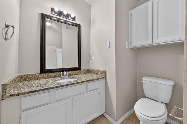 5204 Cornvalley Drive, Arlington, TX 76017