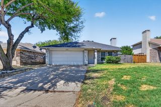 5204 Cornvalley Drive, Arlington, TX 76017