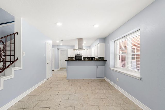 1103 Manatee Lane, Houston, TX 77090