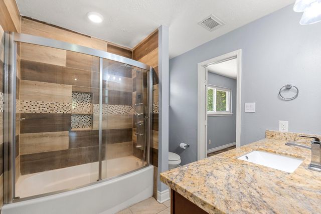 1103 Manatee Lane, Houston, TX 77090