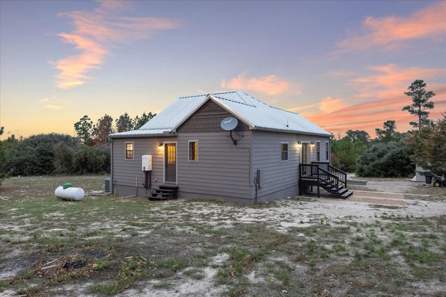 364 Ponderosa LOOP, Paige, TX 78659
