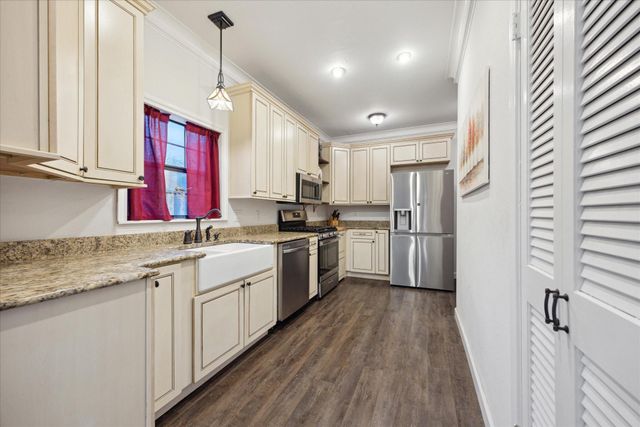 364 Ponderosa LOOP, Paige, TX 78659