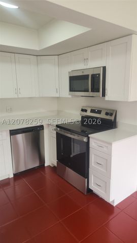 2138 NW 57th Ave 13-C, Lauderhill, FL 33313