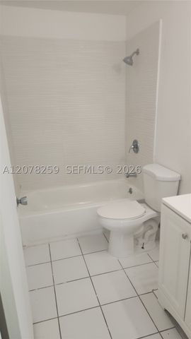2138 NW 57th Ave 13-C, Lauderhill, FL 33313