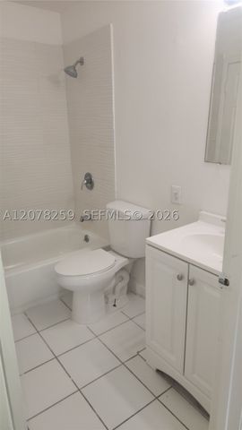 2138 NW 57th Ave 13-C, Lauderhill, FL 33313