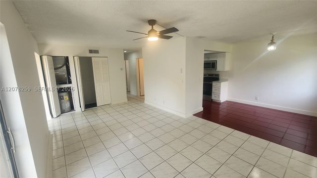 2138 NW 57th Ave 13-C, Lauderhill, FL 33313
