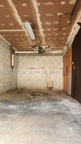 2138 NW 57th Ave 13-C, Lauderhill, FL 33313
