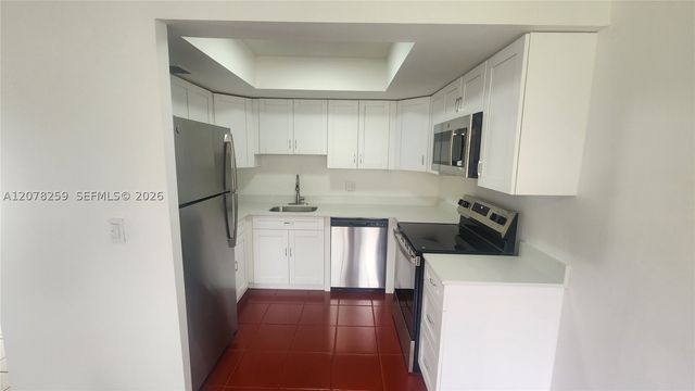 2138 NW 57th Ave 13-C, Lauderhill, FL 33313
