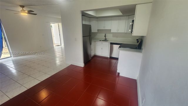 2138 NW 57th Ave 13-C, Lauderhill, FL 33313