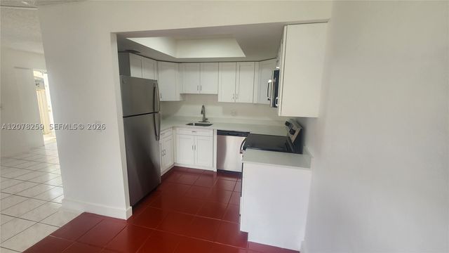 2138 NW 57th Ave 13-C, Lauderhill, FL 33313