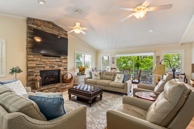 1938 Lakeview Summit Drive, Young Harris, GA 30582
