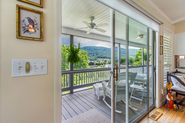 1938 Lakeview Summit Drive, Young Harris, GA 30582