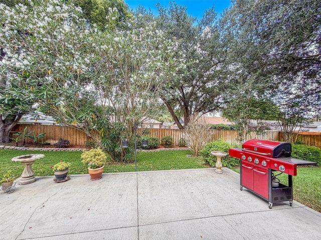 744 CEDAR KNOLL DRIVE N, Lakeland, FL 33809