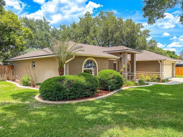 744 CEDAR KNOLL DRIVE N, Lakeland, FL 33809
