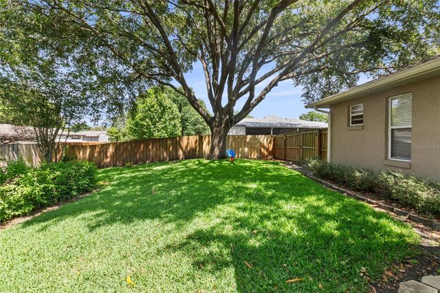 744 CEDAR KNOLL DRIVE N, Lakeland, FL 33809